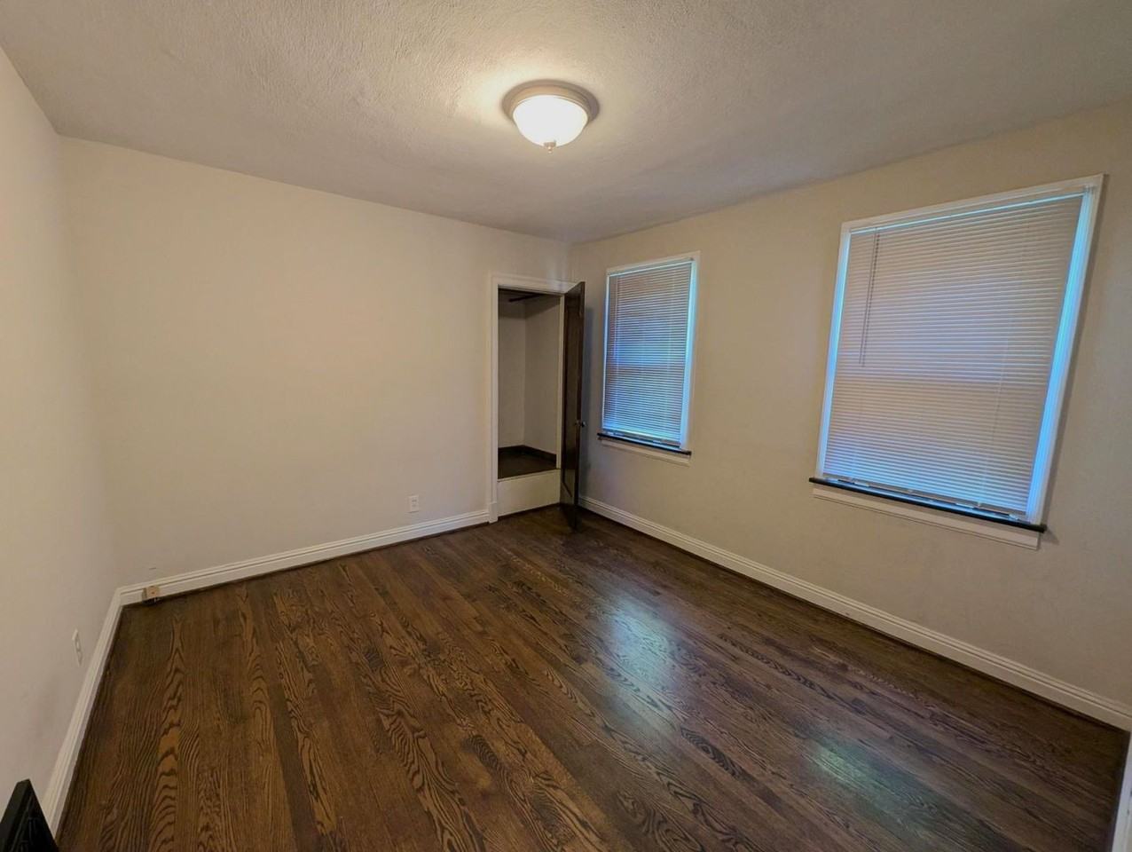 2649 Melvin Avenue - Photo 7 of 12