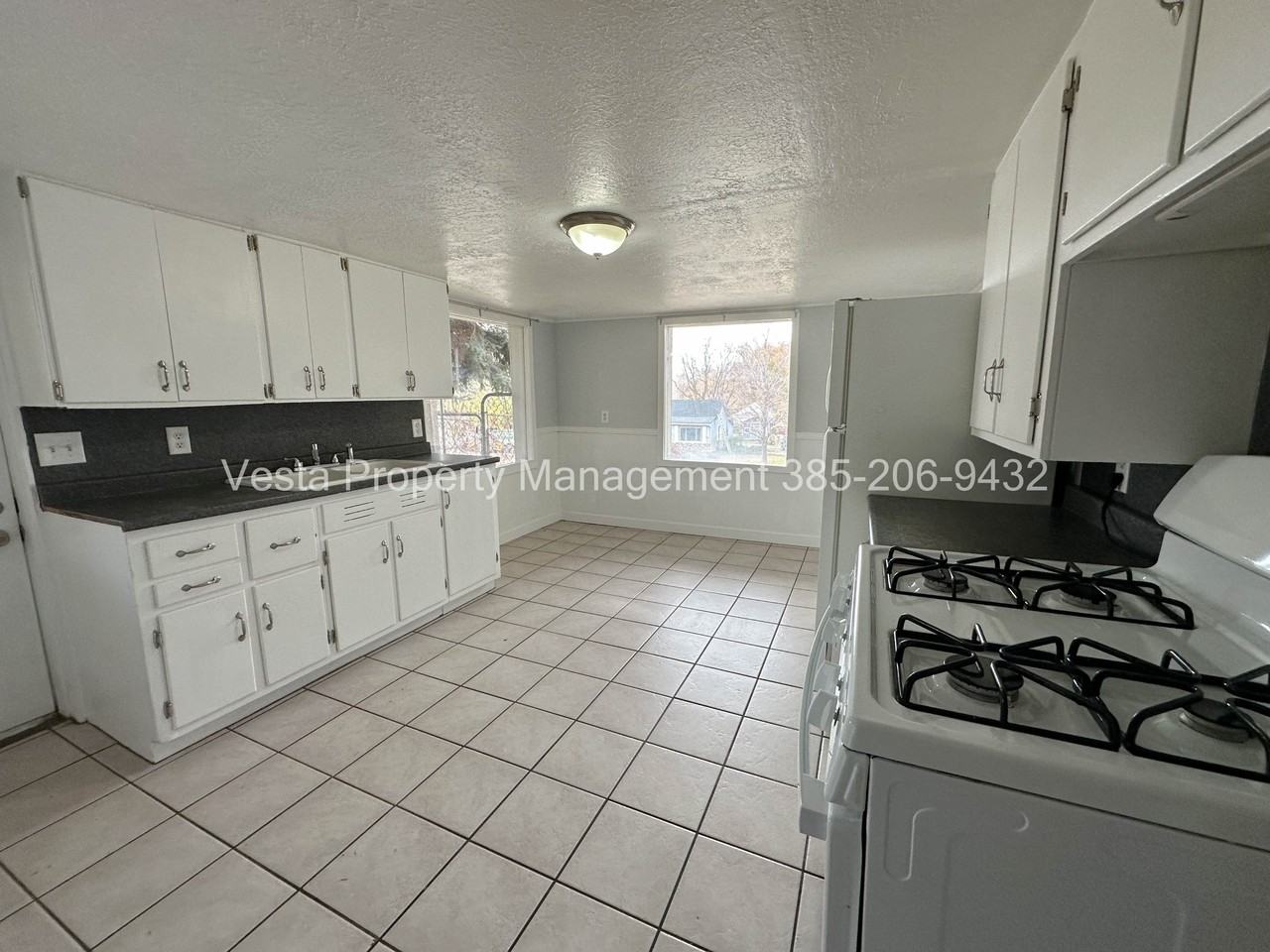 2158 Robins Ave #2 - Photo 7 of 23