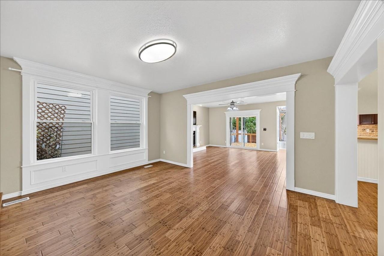 641 North Palmetto Drive - Photo 6 of 33