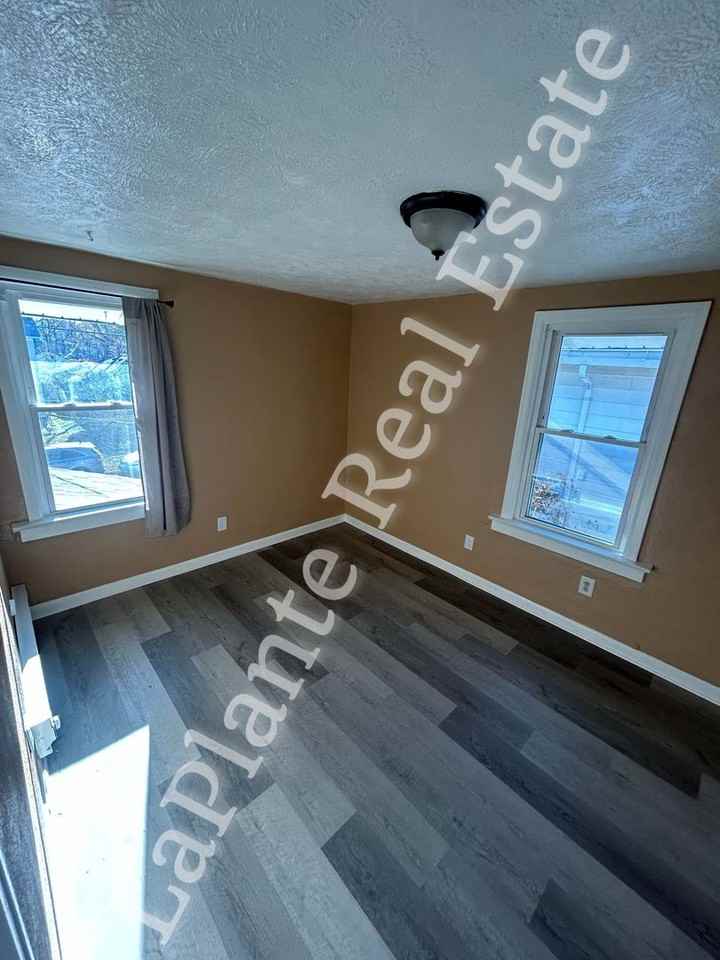 2244 Dunham St - Photo 6 of 11