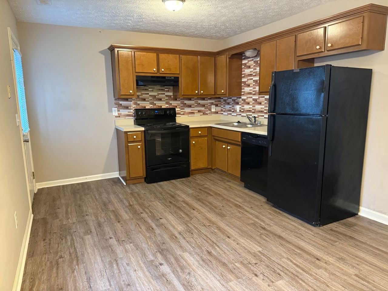 227 Blackhawk Circle - Photo 2 of 9