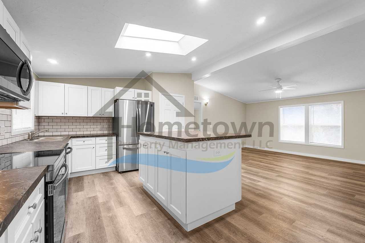 60 Short Dr - Photo 5 of 36