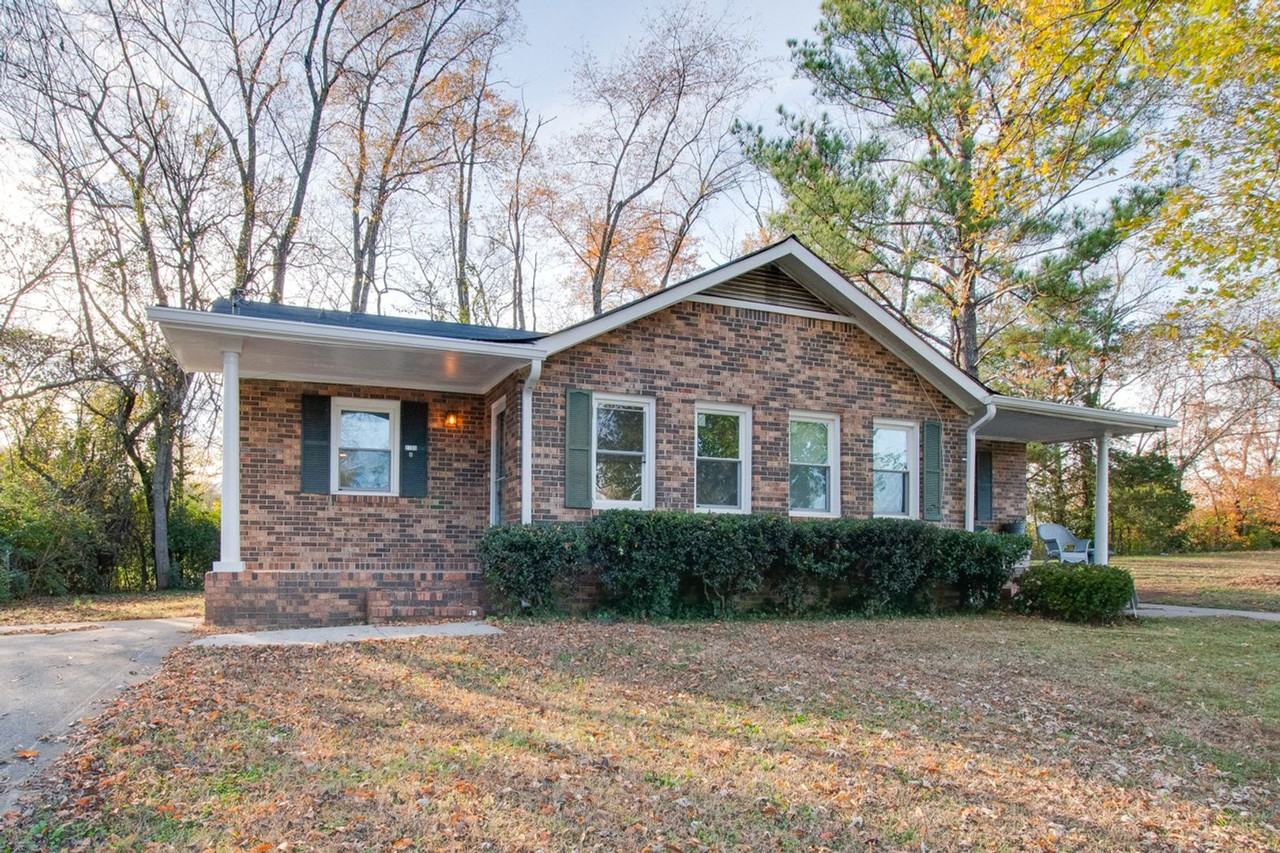 2705 Wilson Drive Northwest - Photo 3 of 16