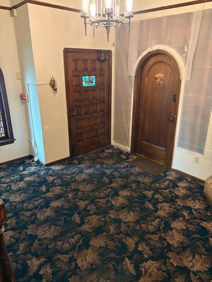 323 16th Ave E #102 - Photo 2 of 22