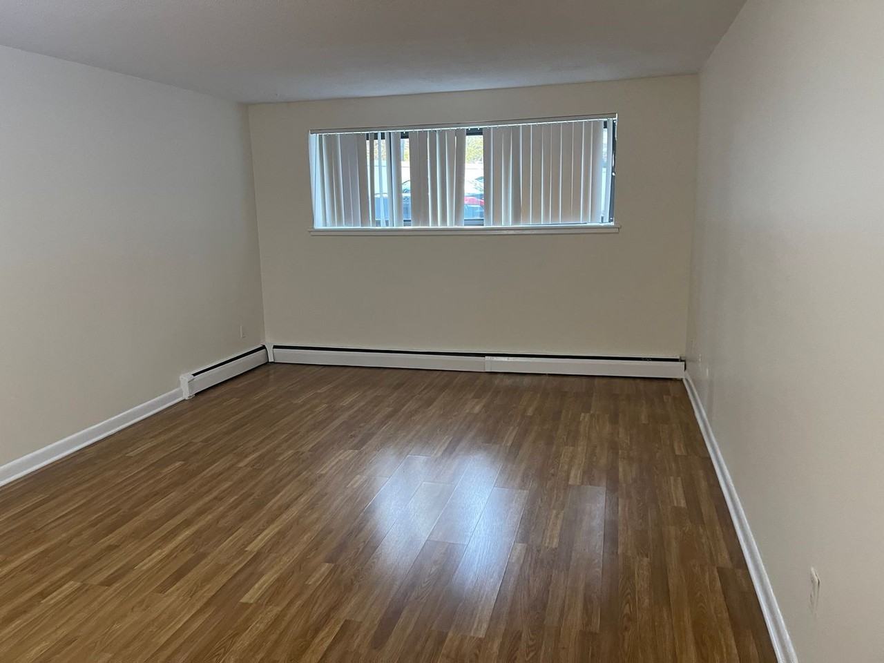 66 Homer St - Photo 2 of 8