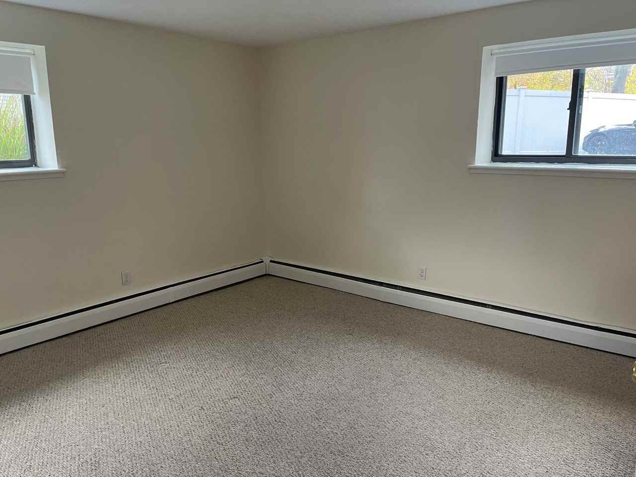 66 Homer St - Photo 4 of 8