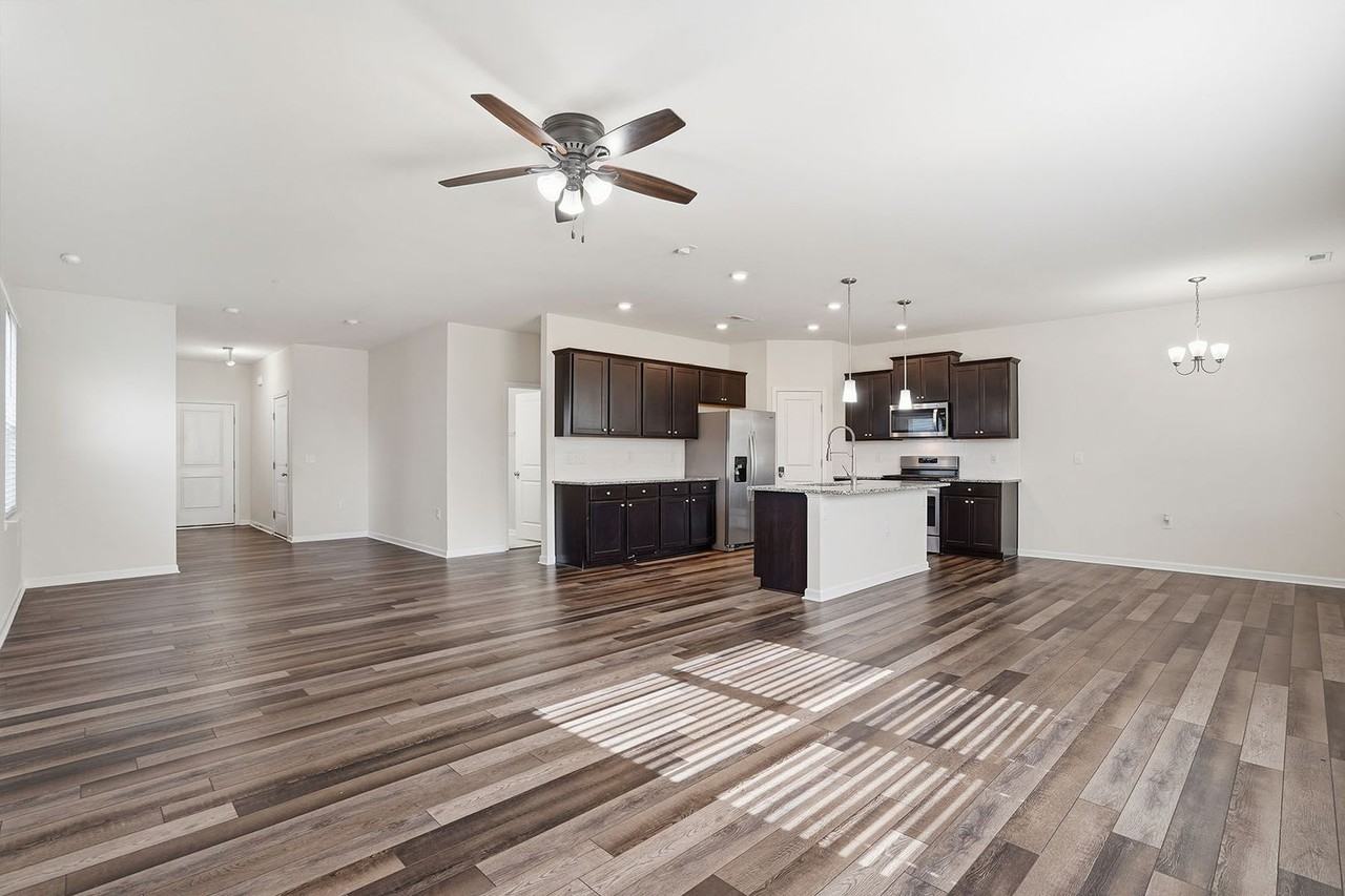 2116 Water Marsh Trl - Photo 7 of 27