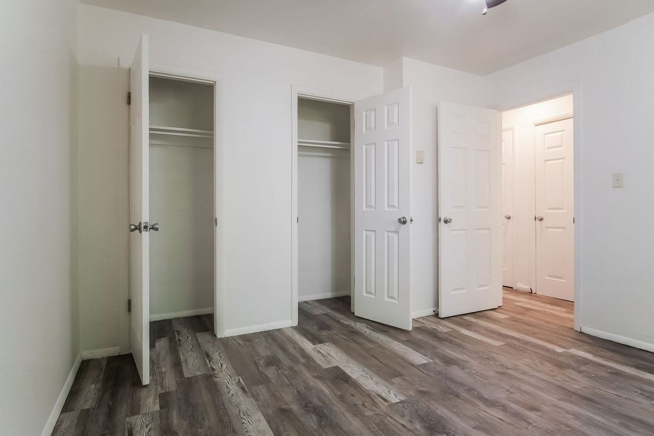 4633 South 33rd Avenue West - Photo 4 of 6