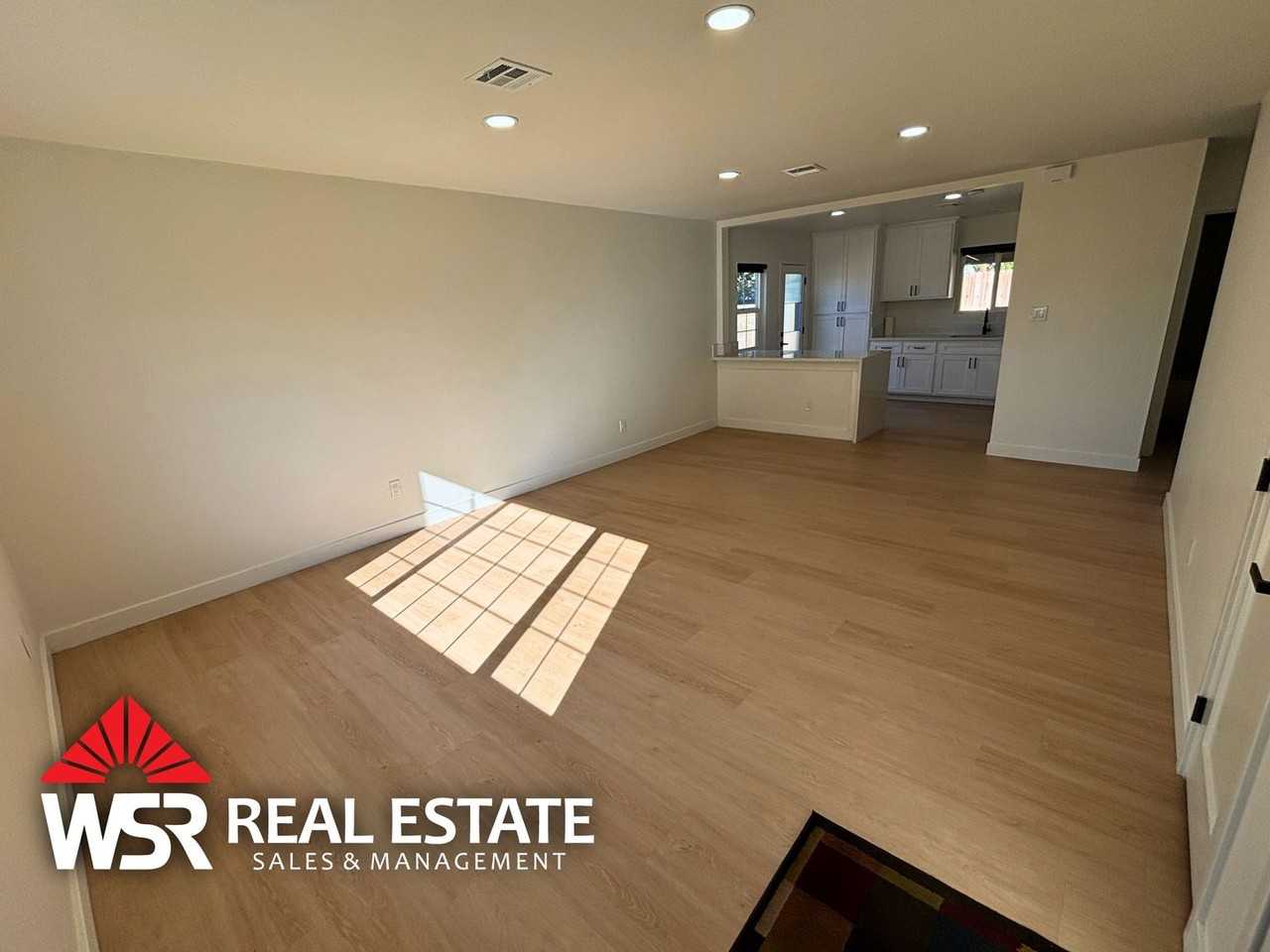 3551 Brynhurst Dr - Photo 2 of 14