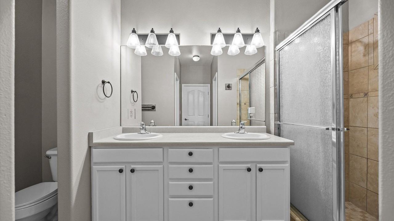 2502 Hayes Drive - Photo 6 of 30