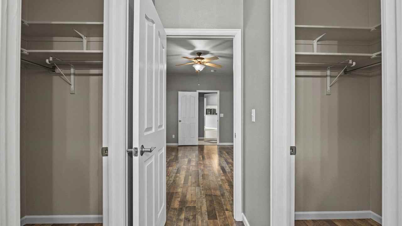 2502 Hayes Drive - Photo 7 of 30