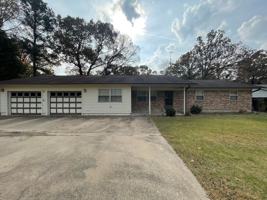 featured image of 220 Cherrie Ave