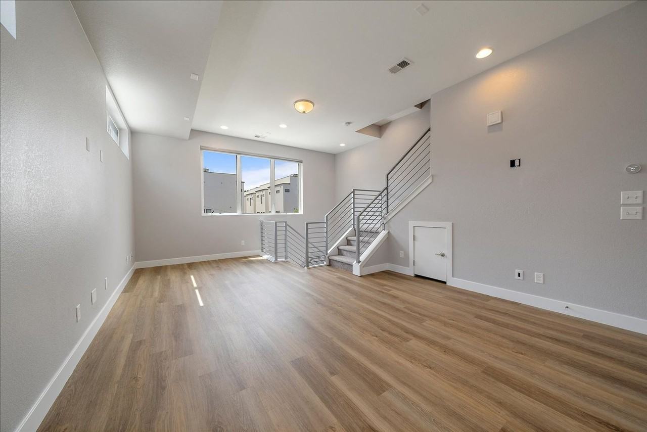 1632 Lowell Boulevard #5 - Photo 6 of 36