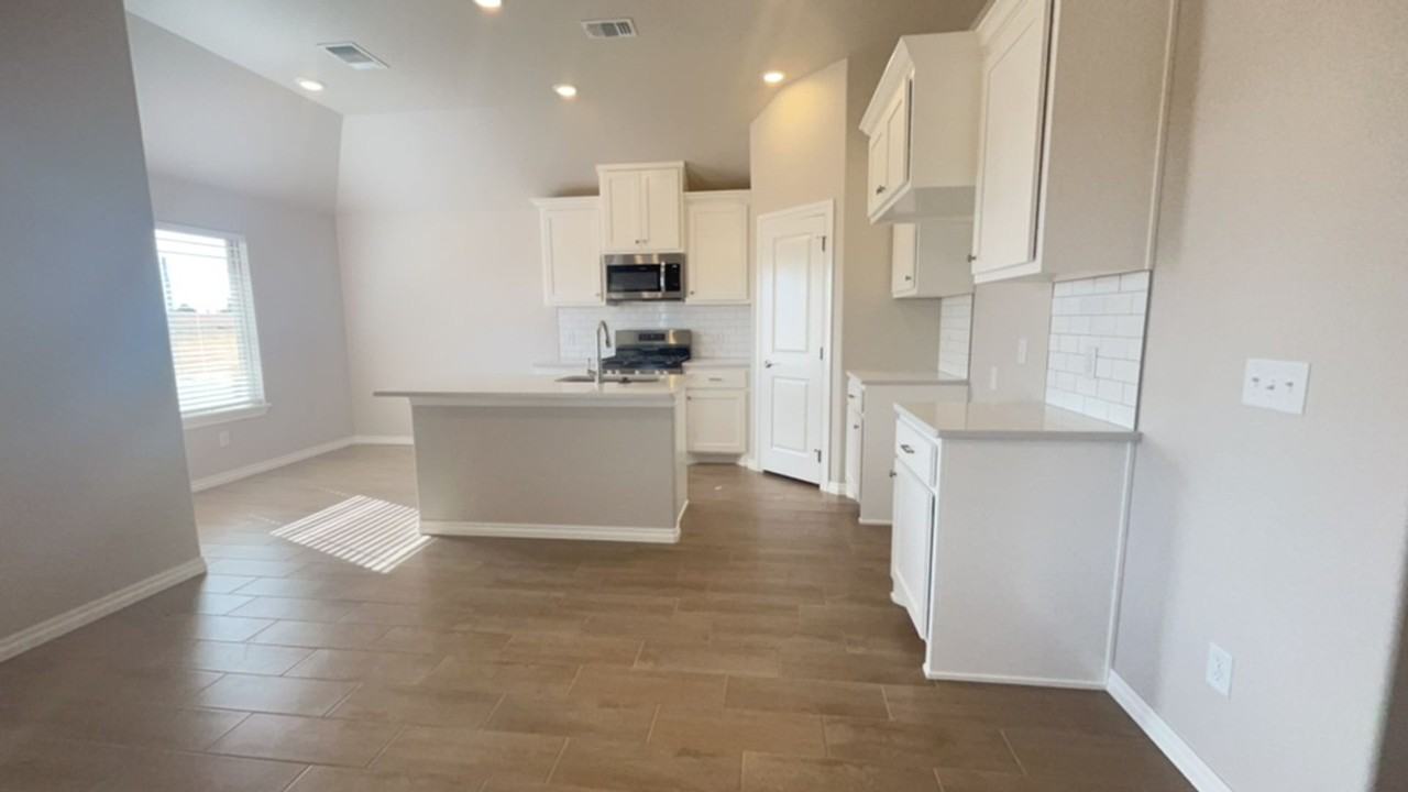 2228 Nw 170th St - Photo 6 of 26