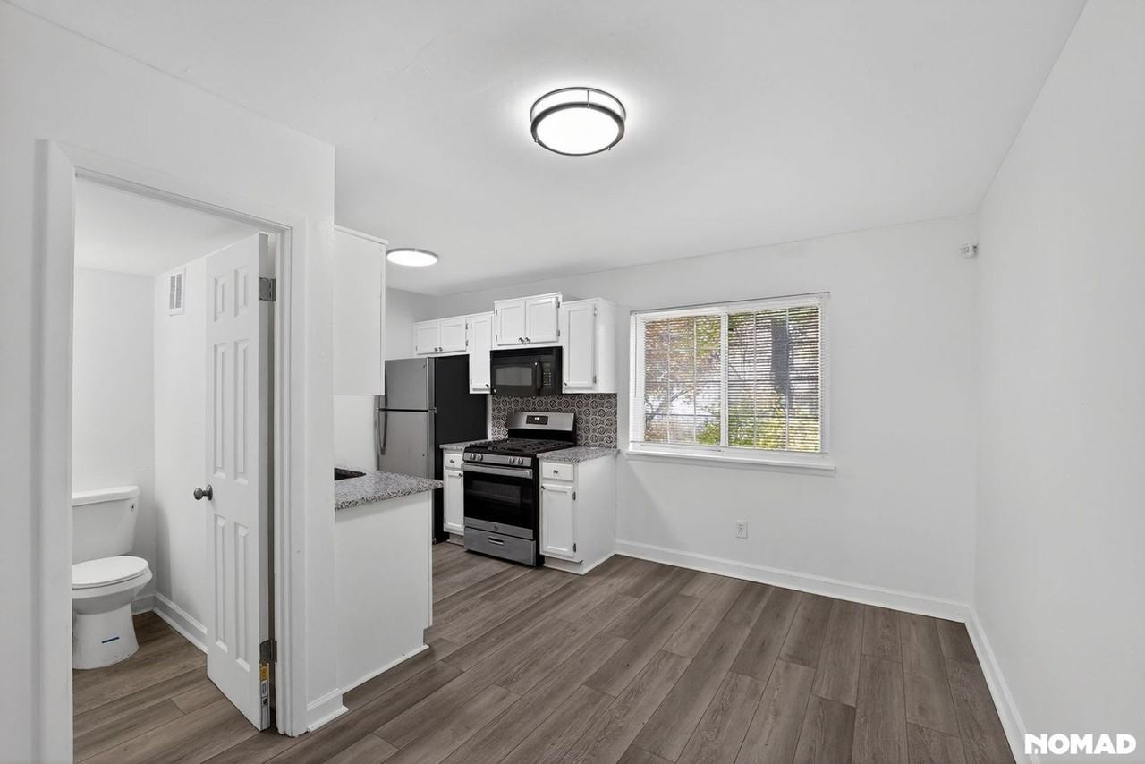 405 Fairburn Rd Sw - Photo 4 of 50