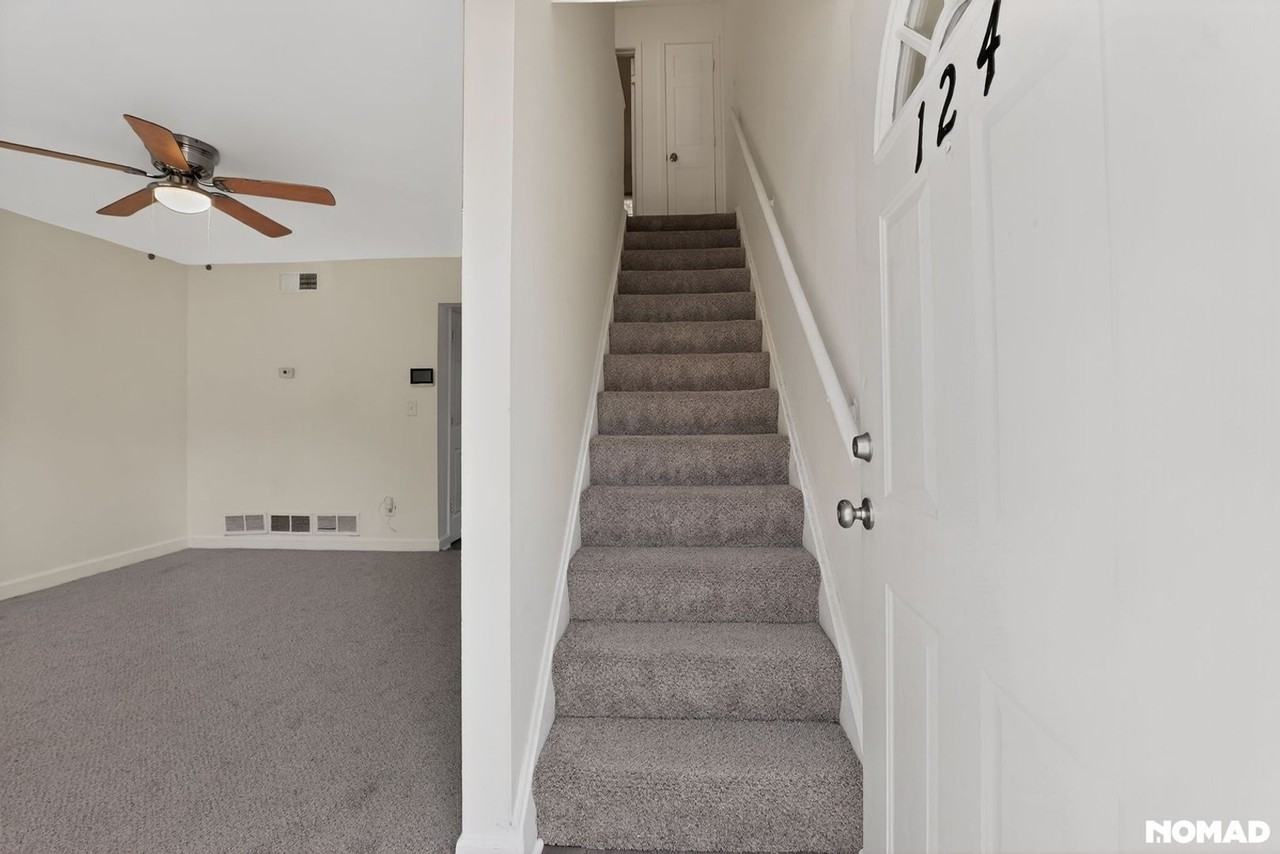 405 Fairburn Rd Sw - Photo 7 of 50