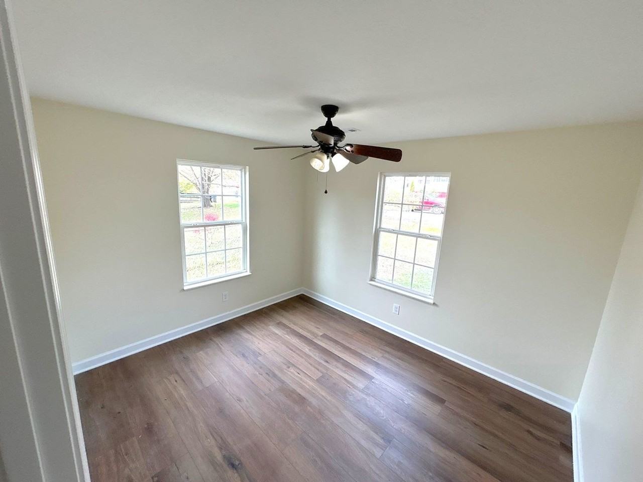 3718 Reagan Ave - Photo 4 of 14