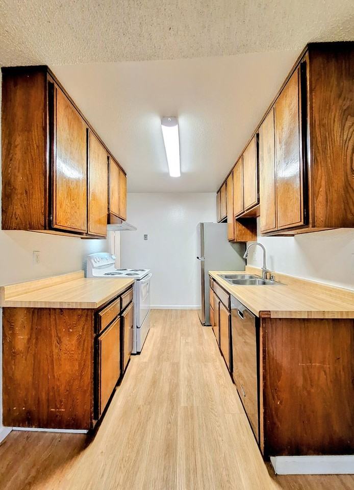 247 N Capitol Ave #238 - Photo 2 of 40