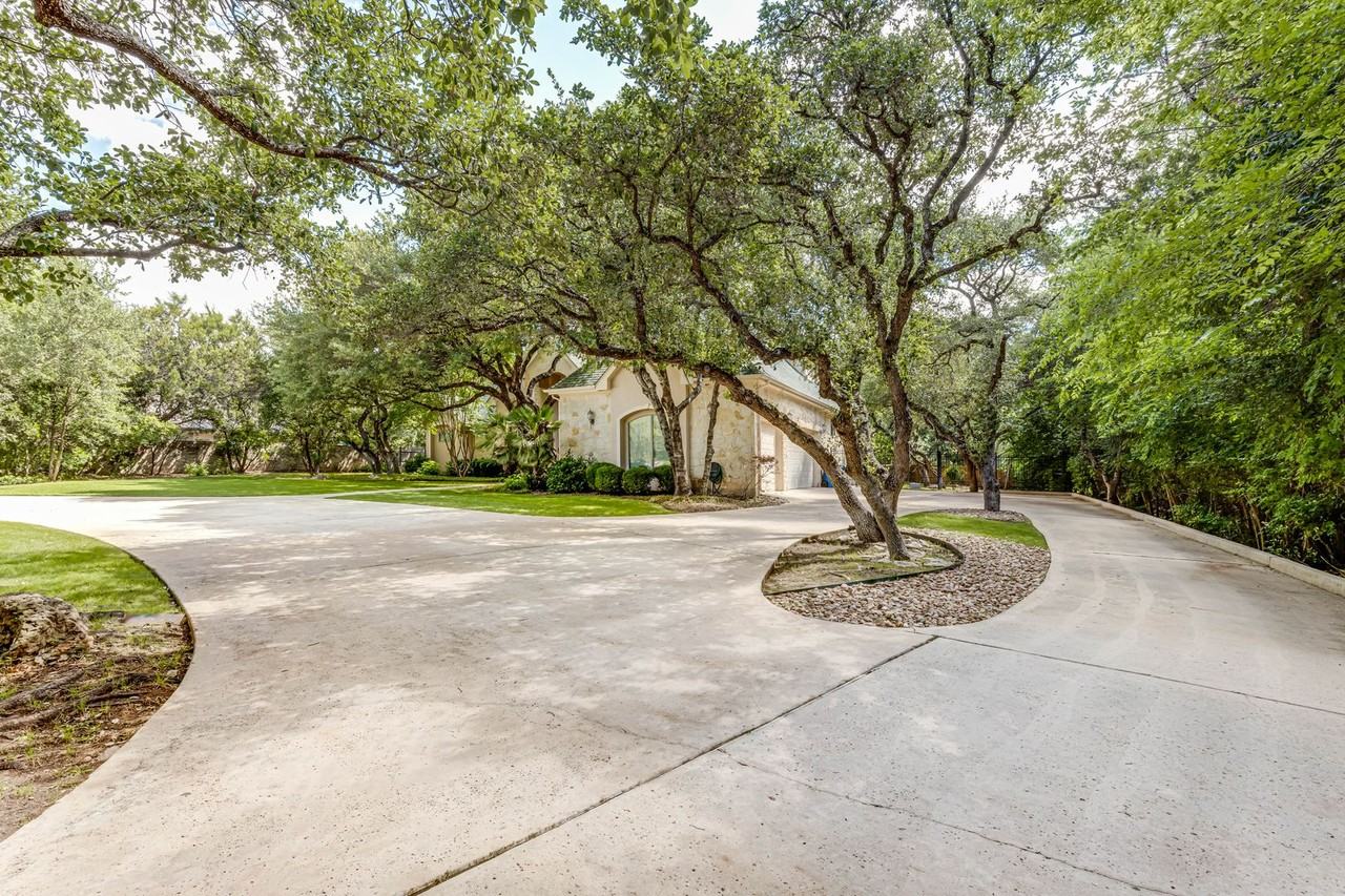 132 Long Bow - Photo 3 of 50