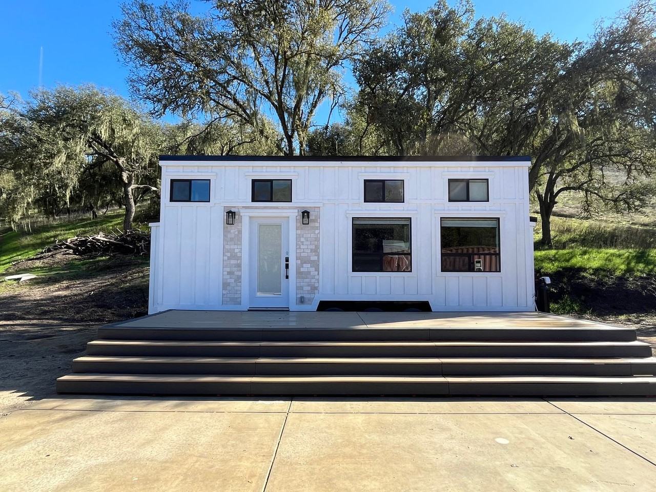 595 Redondo Lane - Photo 3 of 26