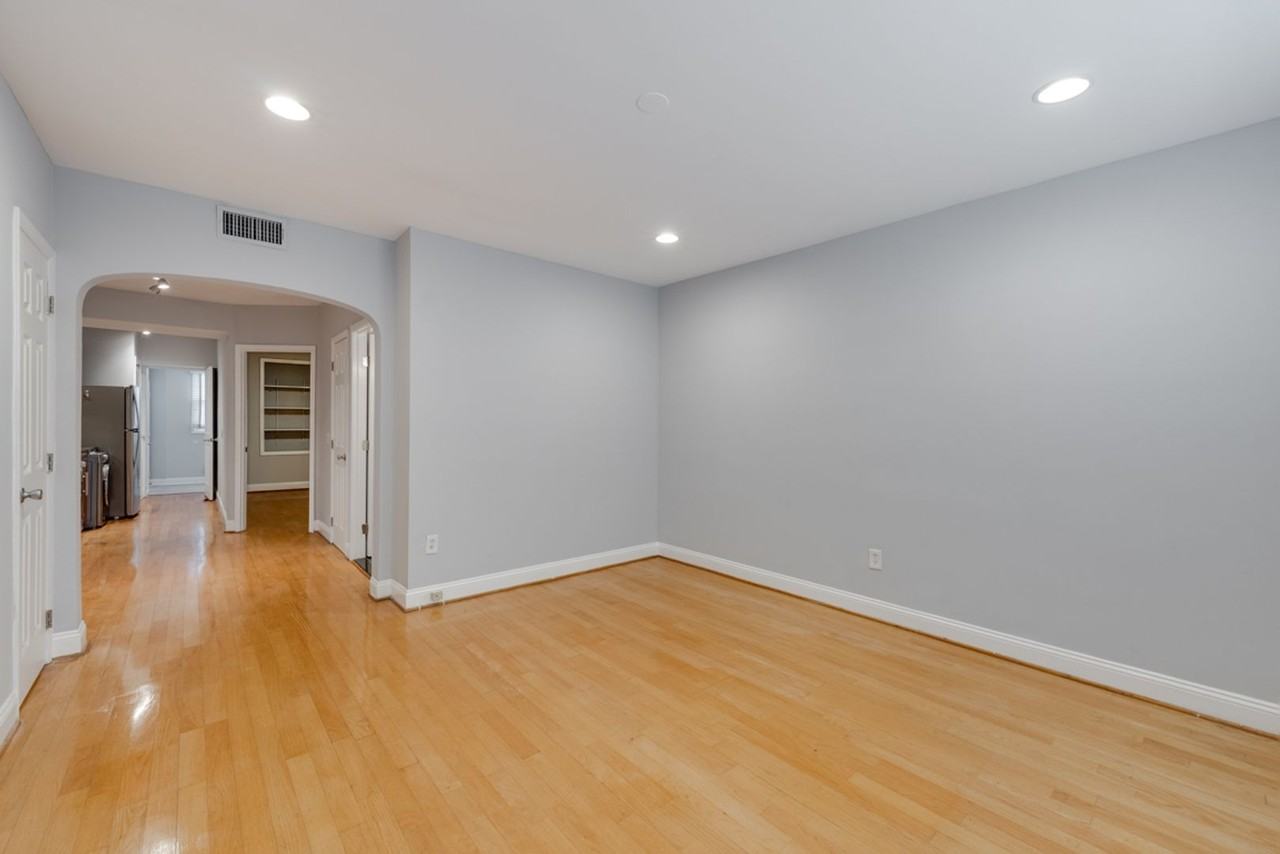 1333 Adams St Ne - Photo 2 of 15