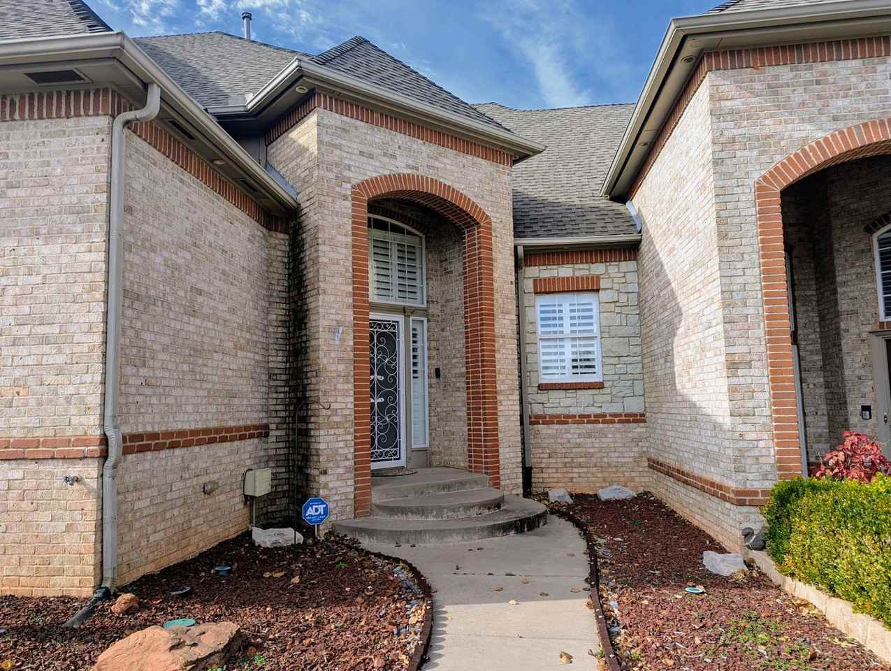 214 Boulevard Du Lac - Photo 2 of 28