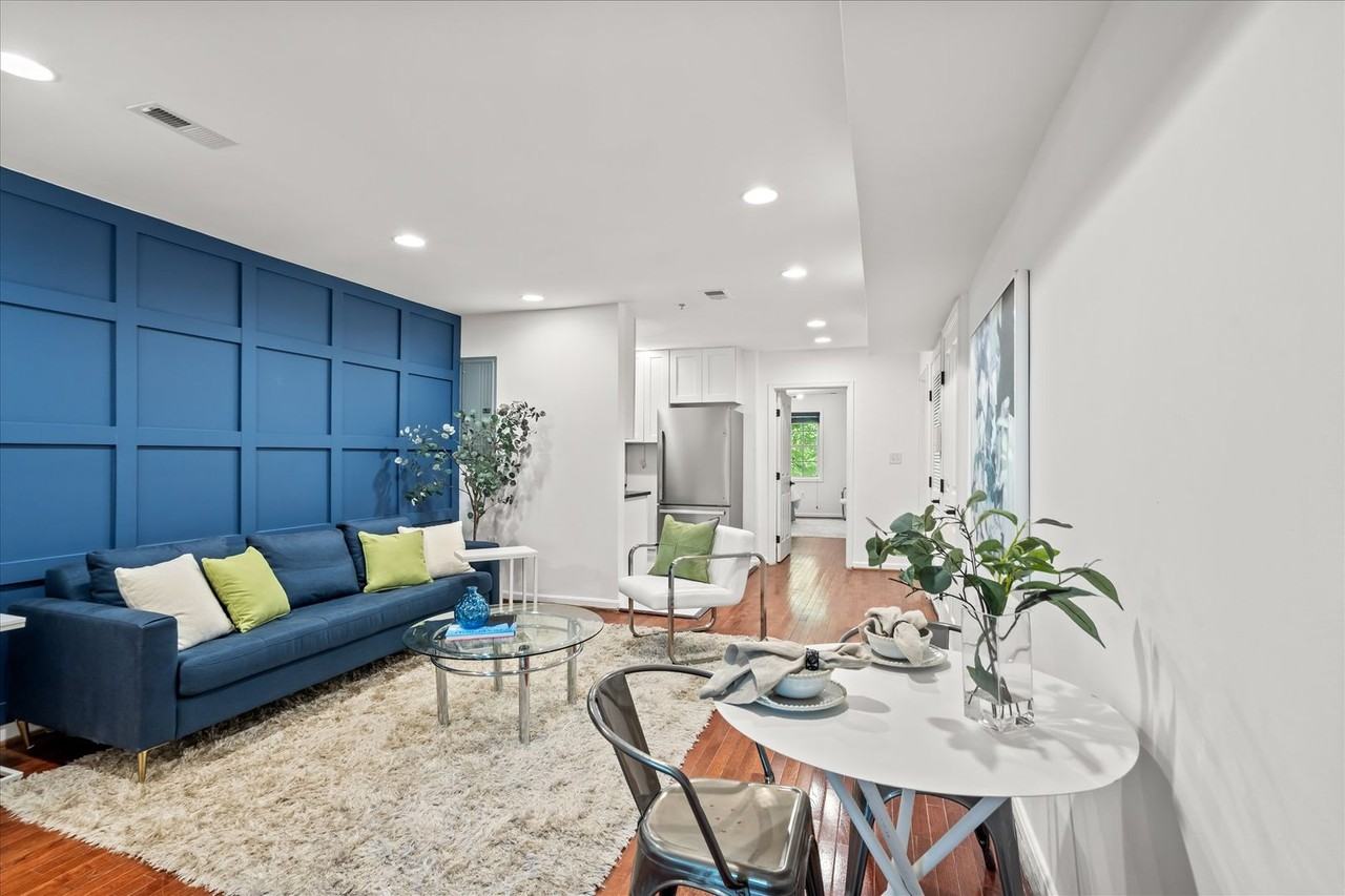 1241 18th St Ne - Photo 4 of 17