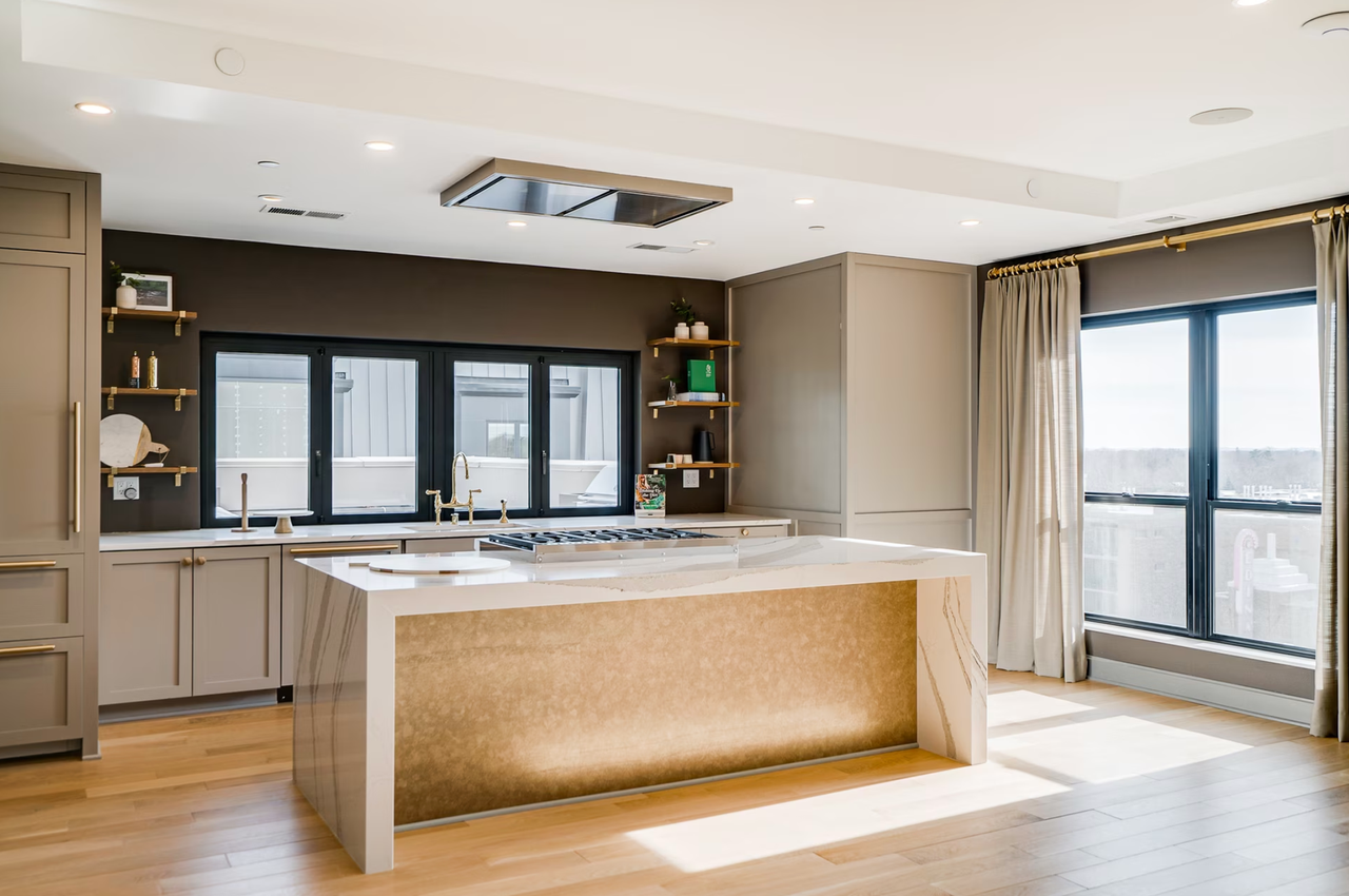 Nolan Mains - Photo 5 of 50