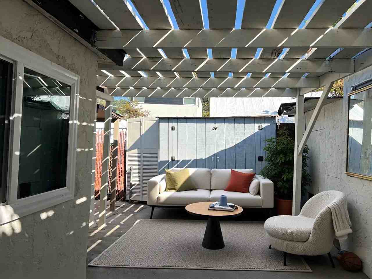 3210 Division St - Photo 6 of 7