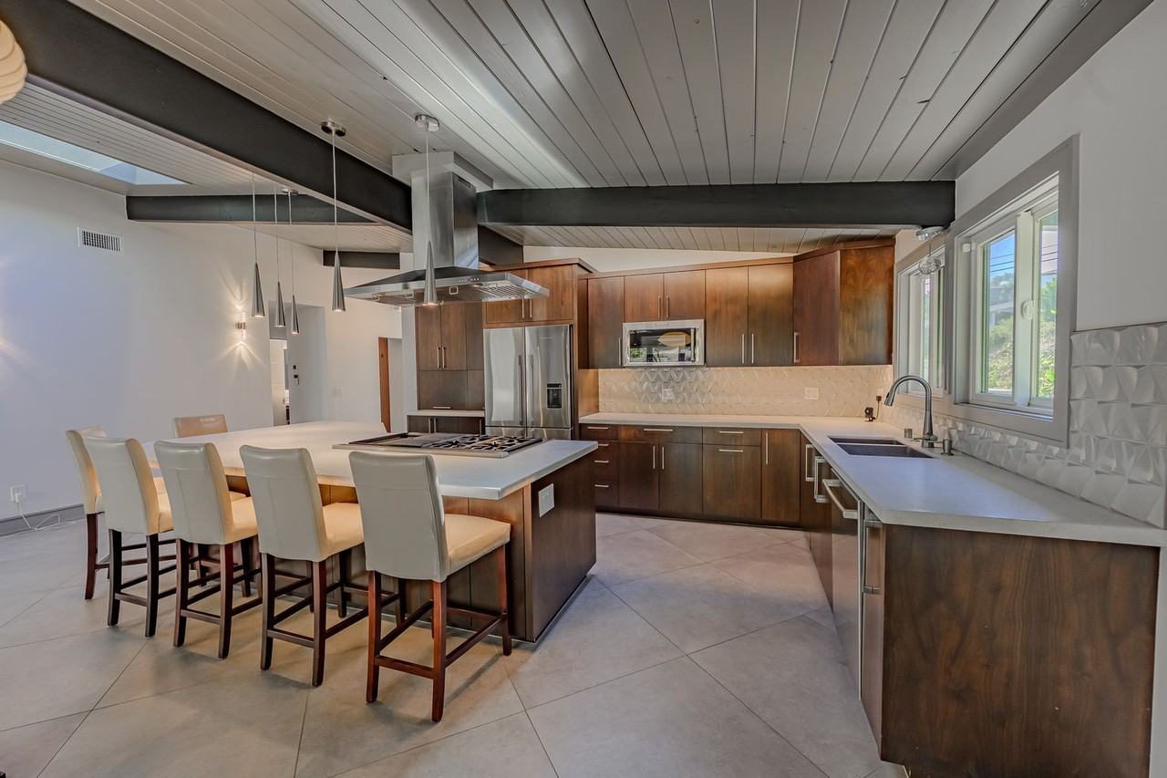 3626 Leland St - Photo 7 of 46