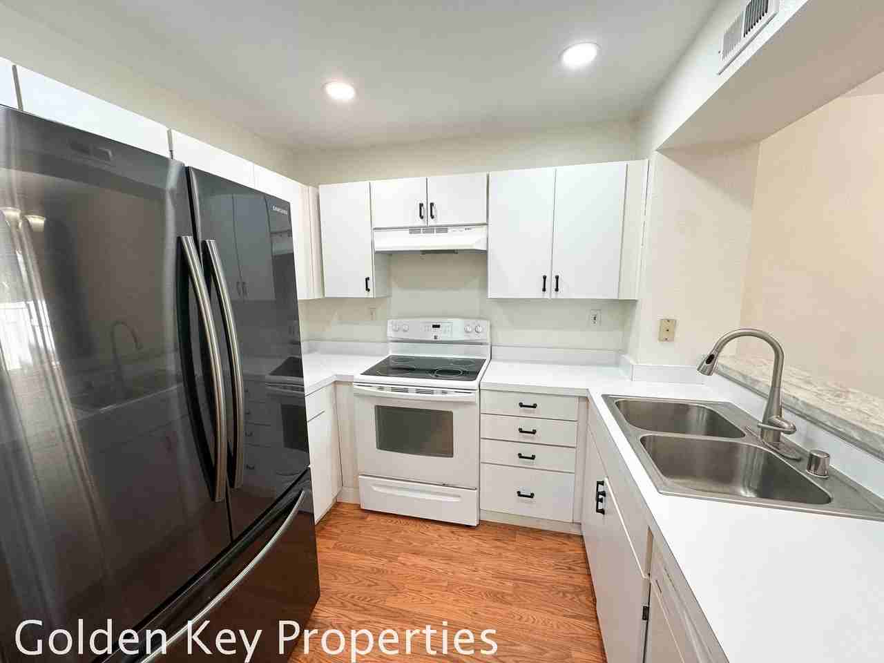 410 Ferrara Way - Photo 7 of 24