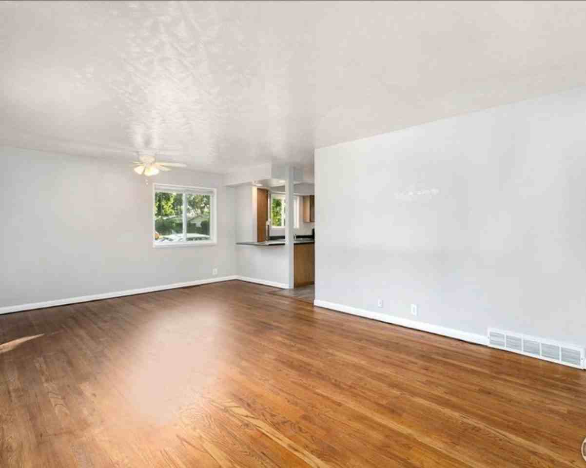 1837 Homer Dr - Photo 4 of 16