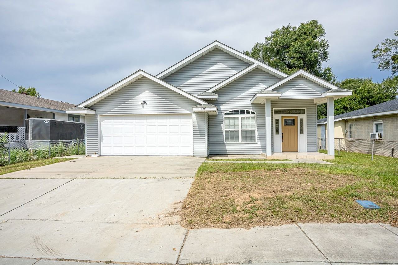 345 Bowen Street - Photo 2 of 50