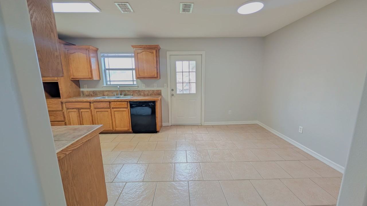 22937 Monte Alto Ct - Photo 3 of 12