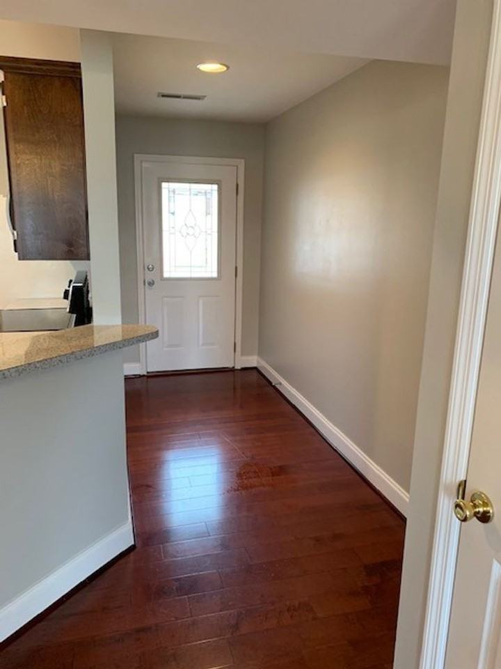 1926 Fletcher Rd NW - Photo 5 of 8