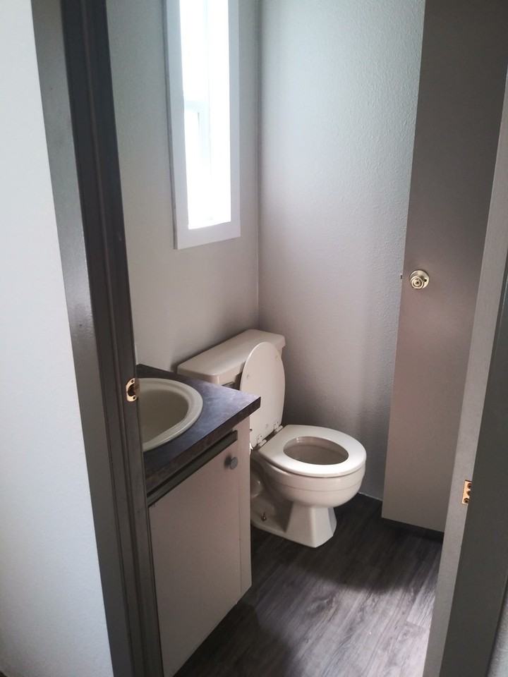 3421 King Avenue East - Photo 7 of 39