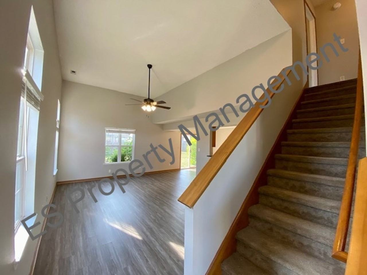 6316 Long River Ln - Photo 5 of 33