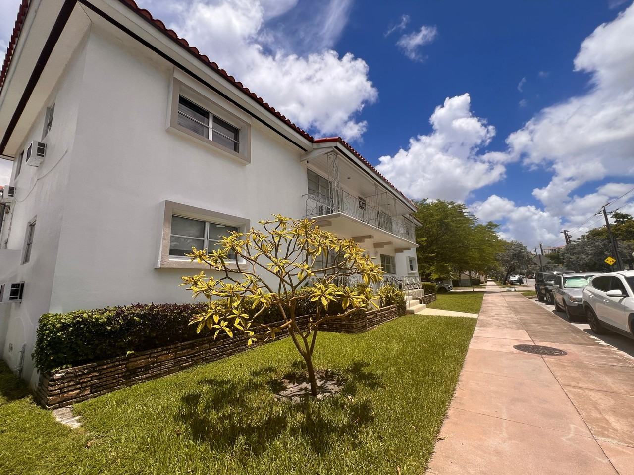 1700 Galiano St | Coral Gables (Coral Gables Business District / Downtown Coral Gables) - Photo 7 of 9
