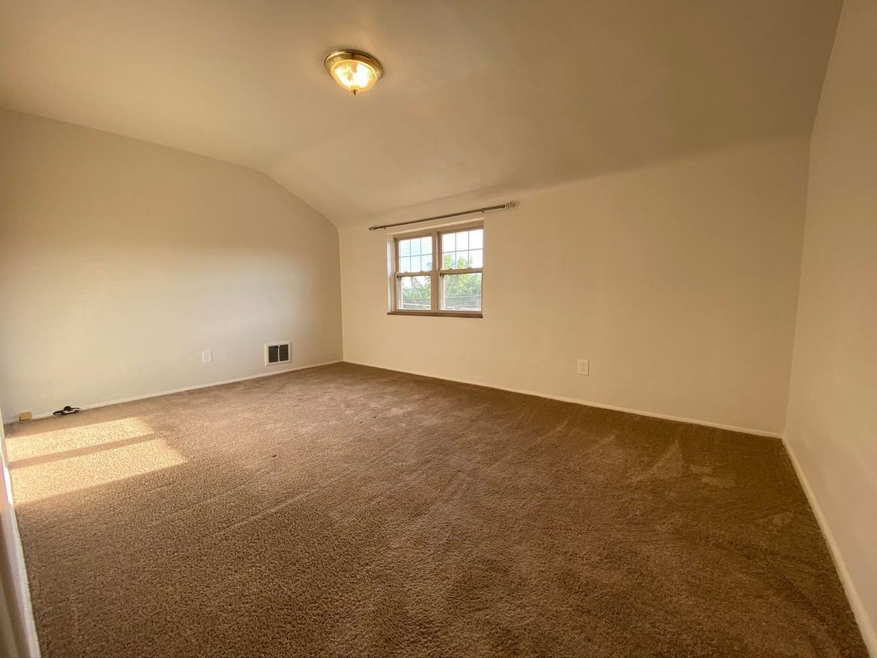 purdue - Photo 5 of 8