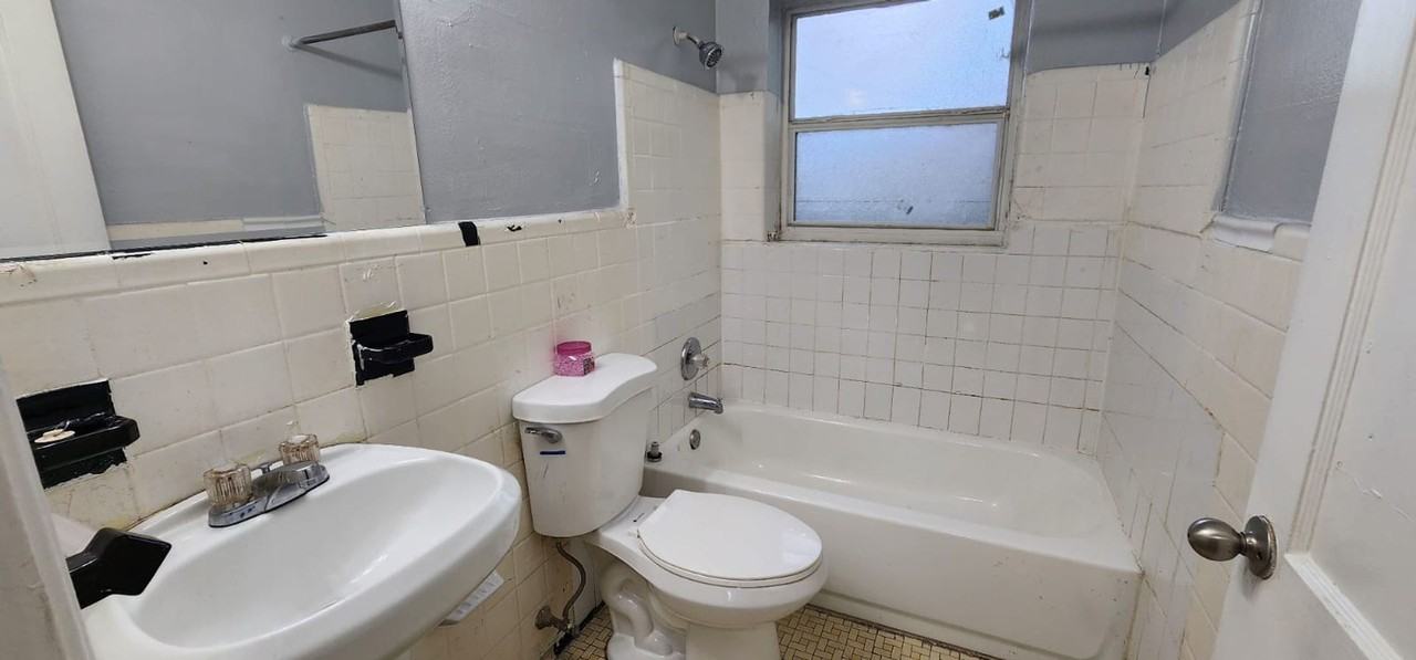 2820 8th St S - Photo 3 of 8