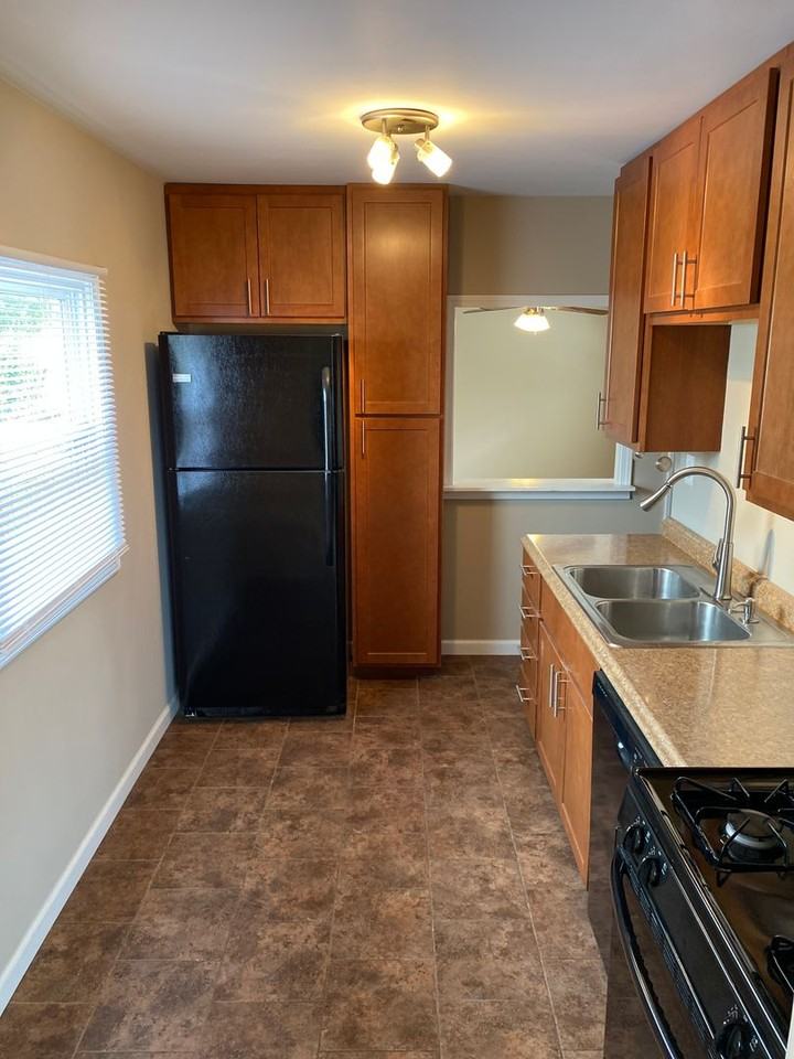 3912 Wenzlick Ave - Photo 3 of 13