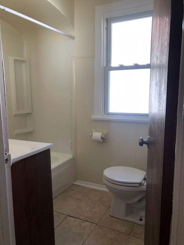 307 Danberry Street - Photo 5 of 10