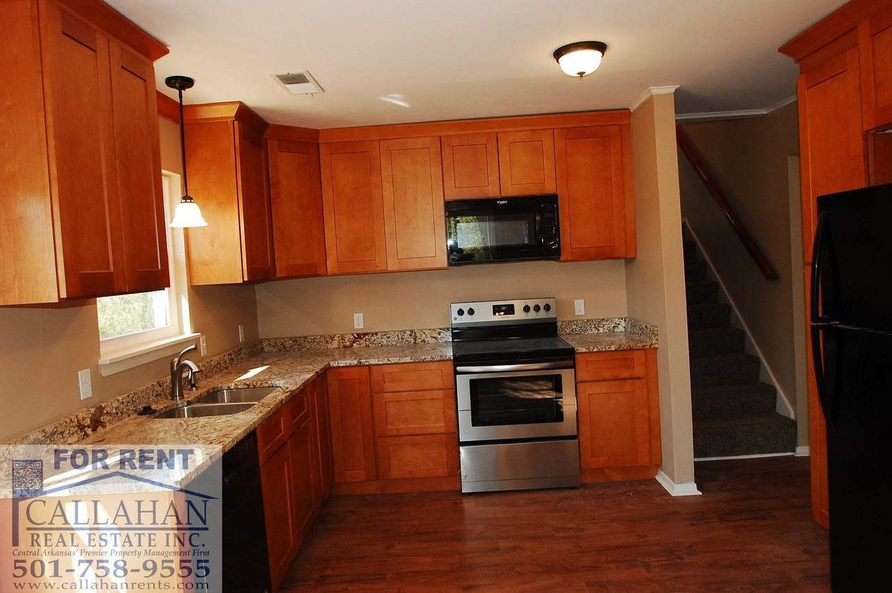 1408 W 58th St - Photo 5 of 27