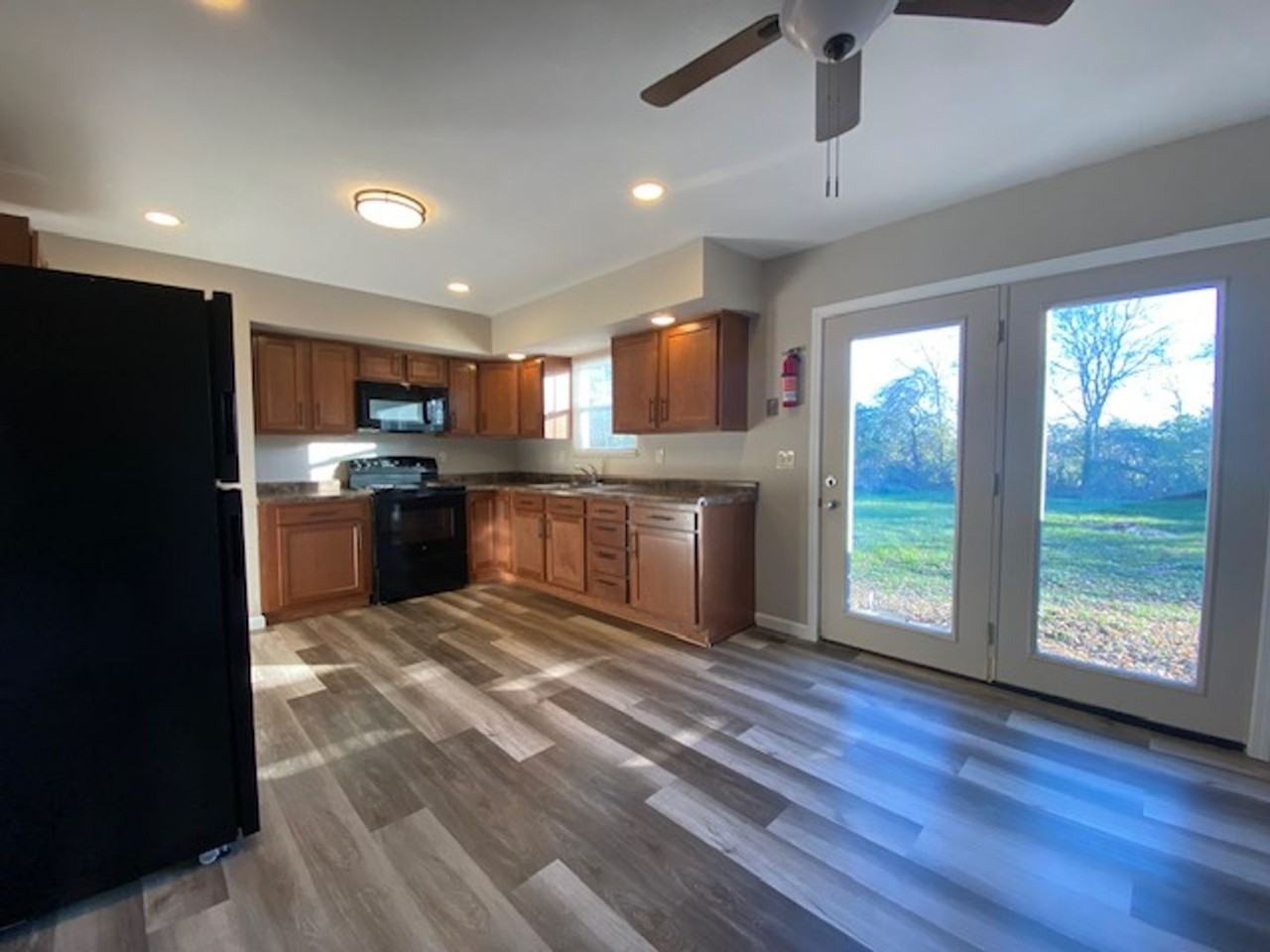 3339 Upper Valley Pike - Photo 3 of 12