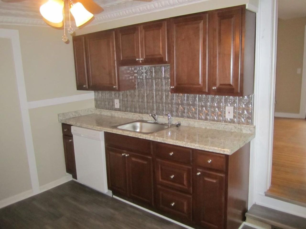 166 Benton St - Photo 2 of 23