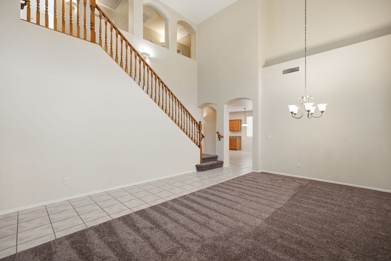 26913 N 85th Dr - Photo 6 of 48