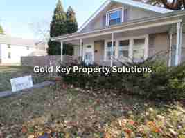 featured image of 407 West 4th Street