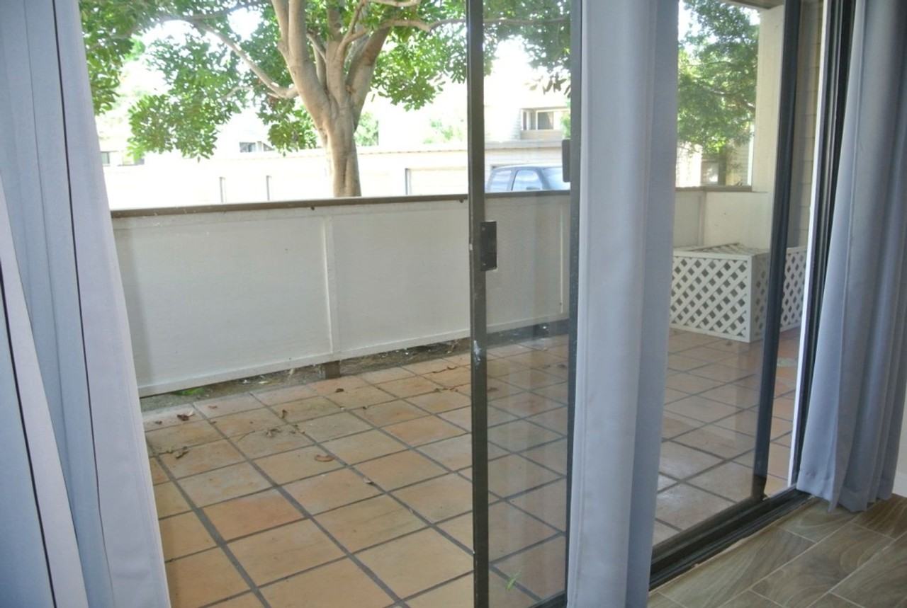 1067 Shadowridge Dr #43 - Photo 7 of 17