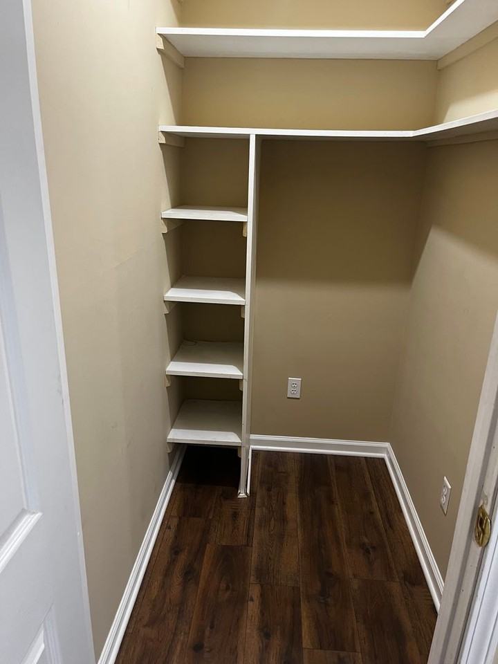 1305 Crigger Road - Photo 6 of 31