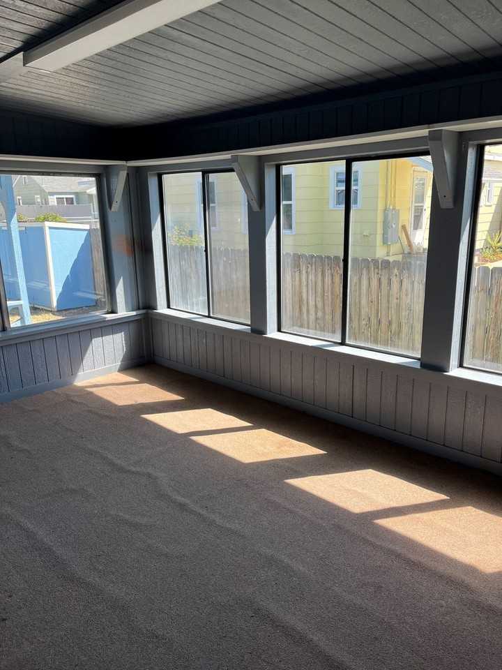 4022 Delaware Avenue - Photo 7 of 12